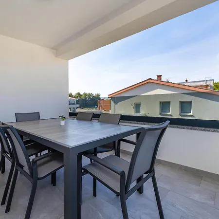 Appartamento Novea Family With Terrace & Parking *
