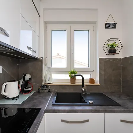 Novea Family With Terrace & Parking * Biograd Na Moru