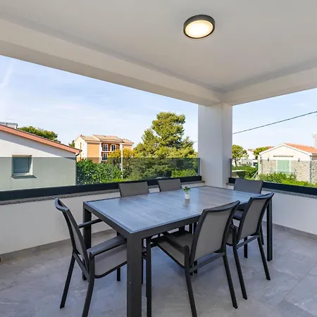 Appartamento Novea Family With Terrace & Parking *